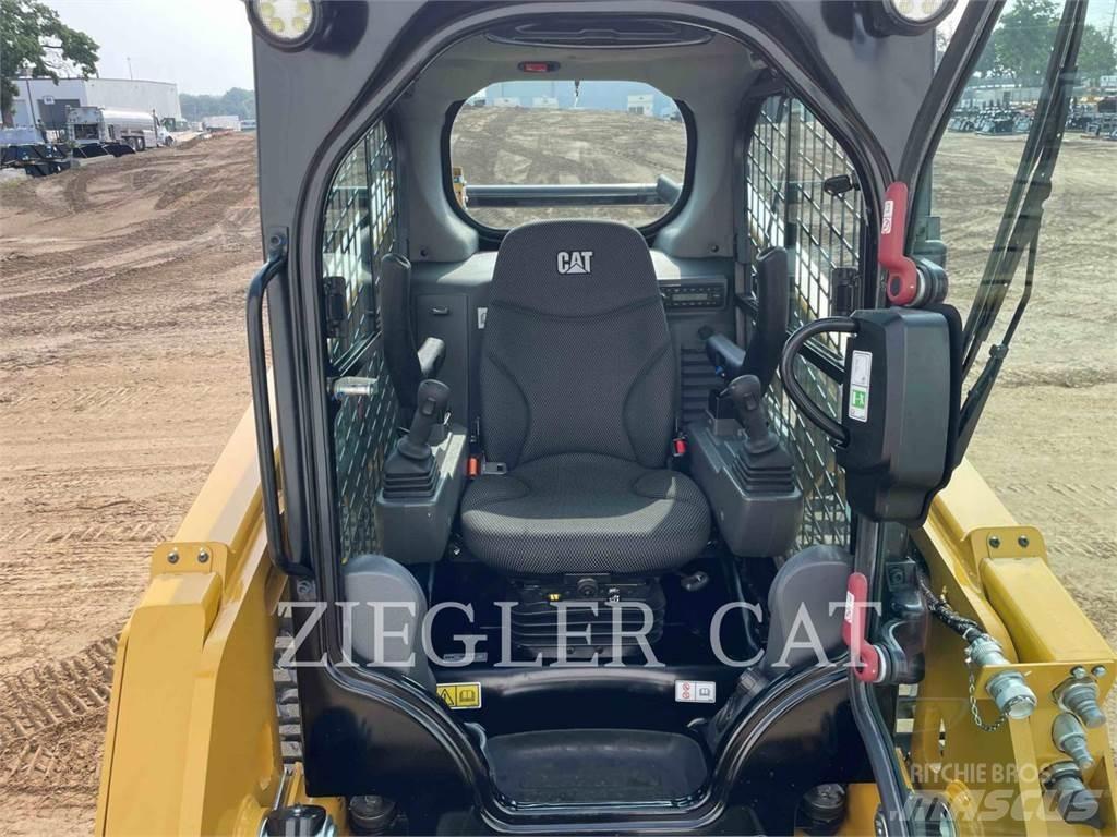 CAT 249D3 Crawler FEL's