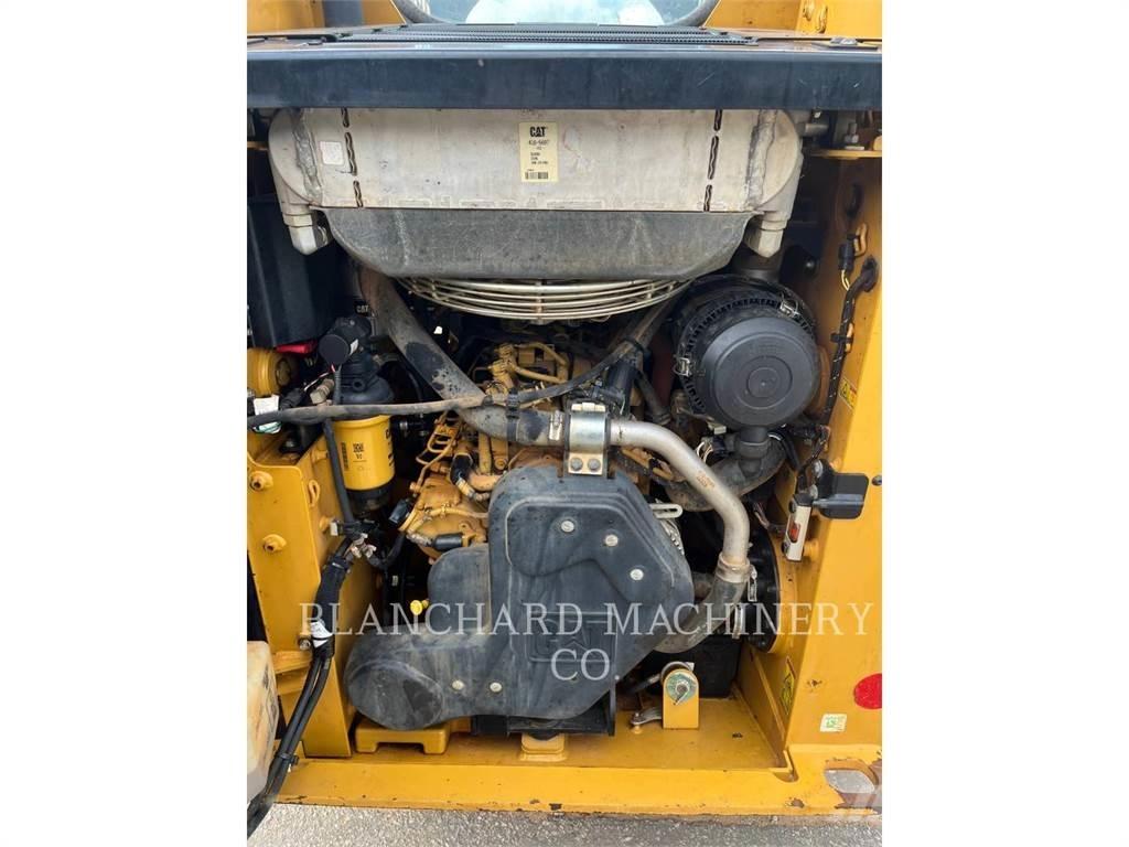 CAT 249D3 Crawler FEL's