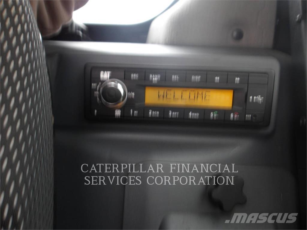 CAT 249D3 Crawler FEL's