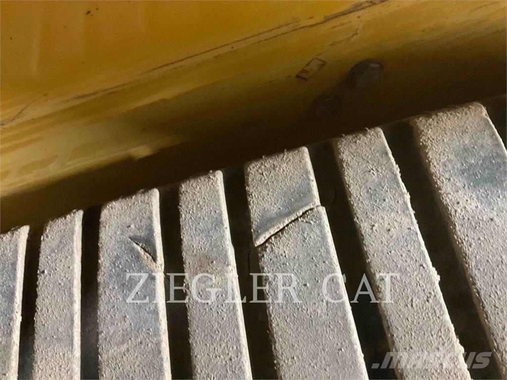 CAT 255 Crawler FEL's