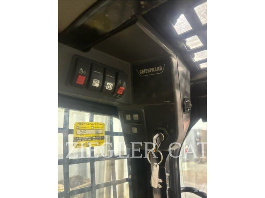 CAT 257B3 Crawler FEL's