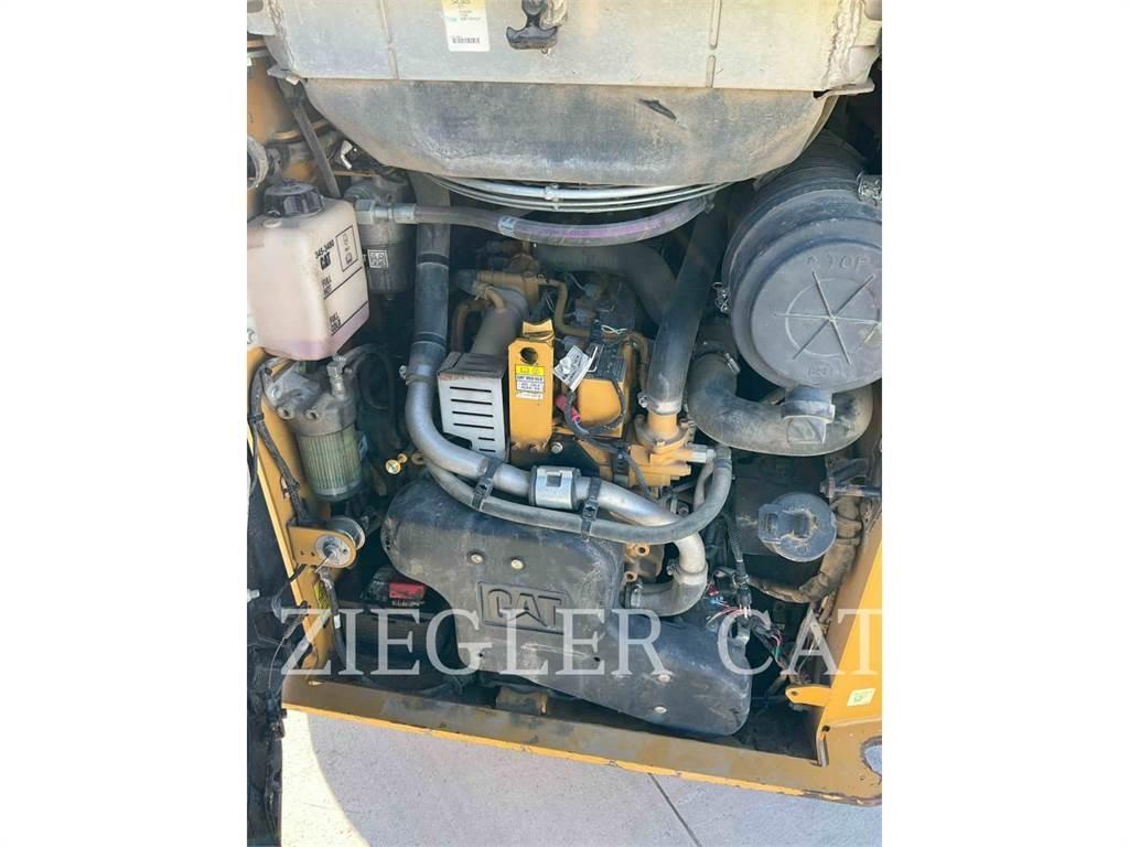 CAT 257D Crawler FEL's