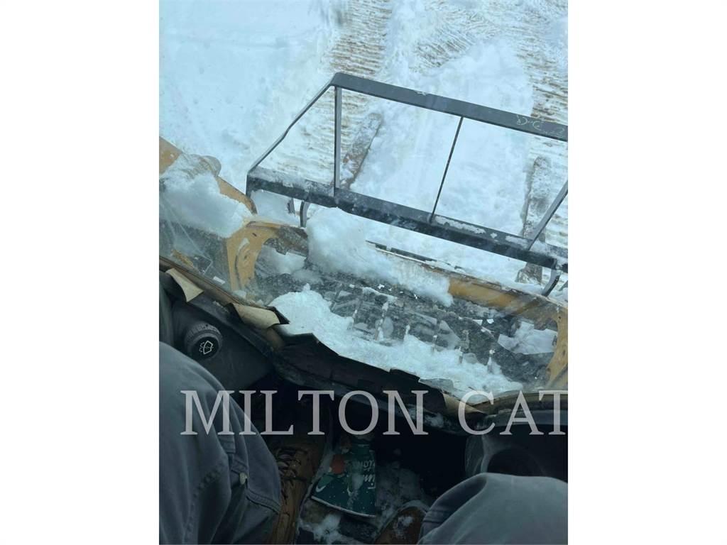 CAT 257D Crawler FEL's