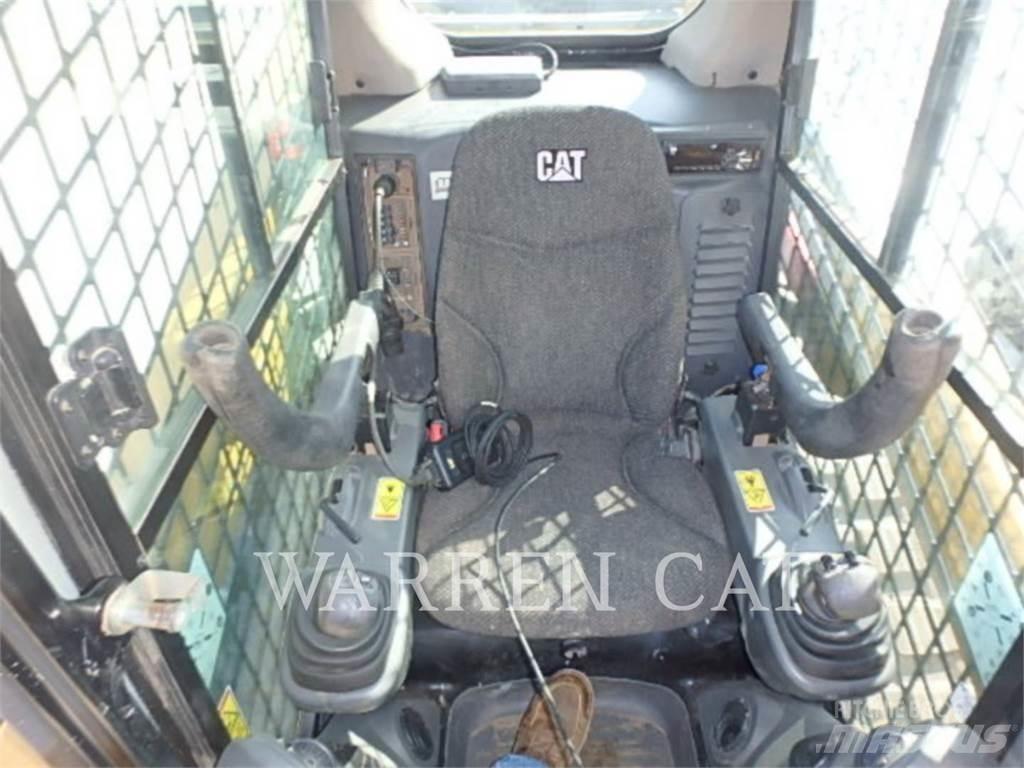 CAT 259D Crawler FEL's