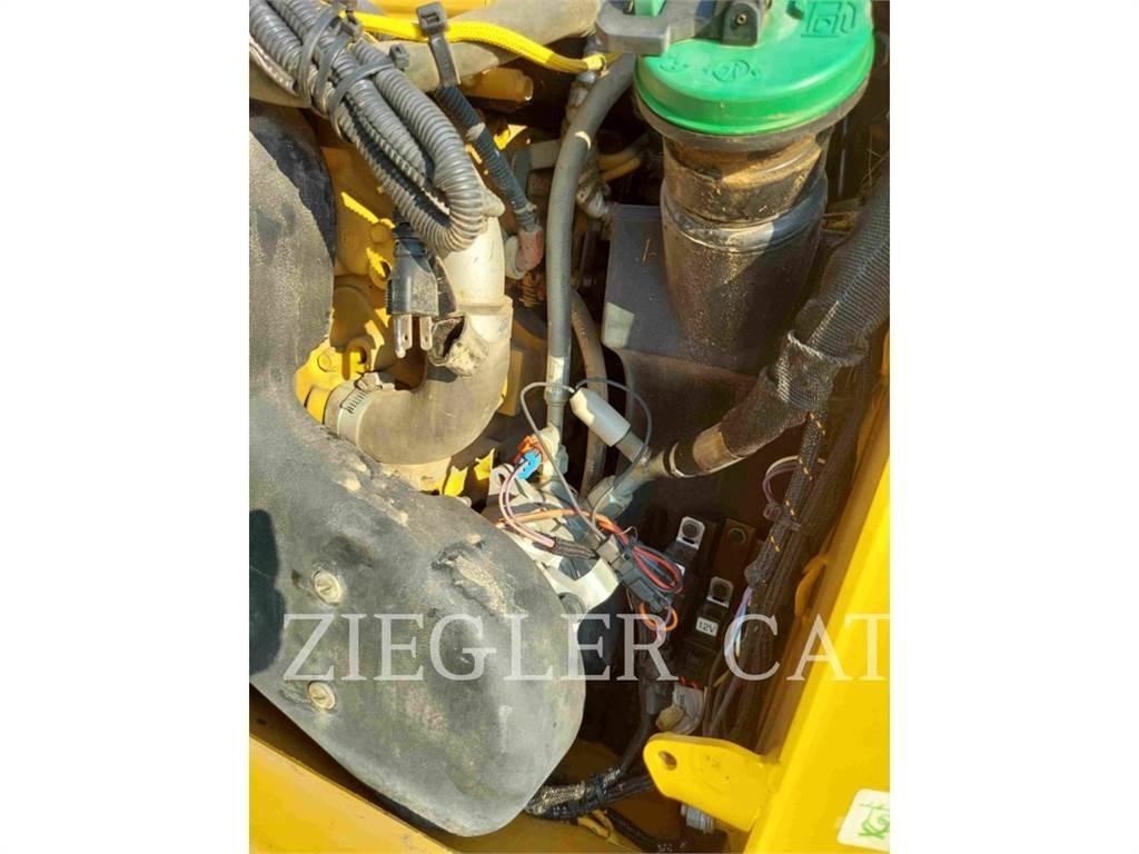 CAT 259D Crawler FEL's