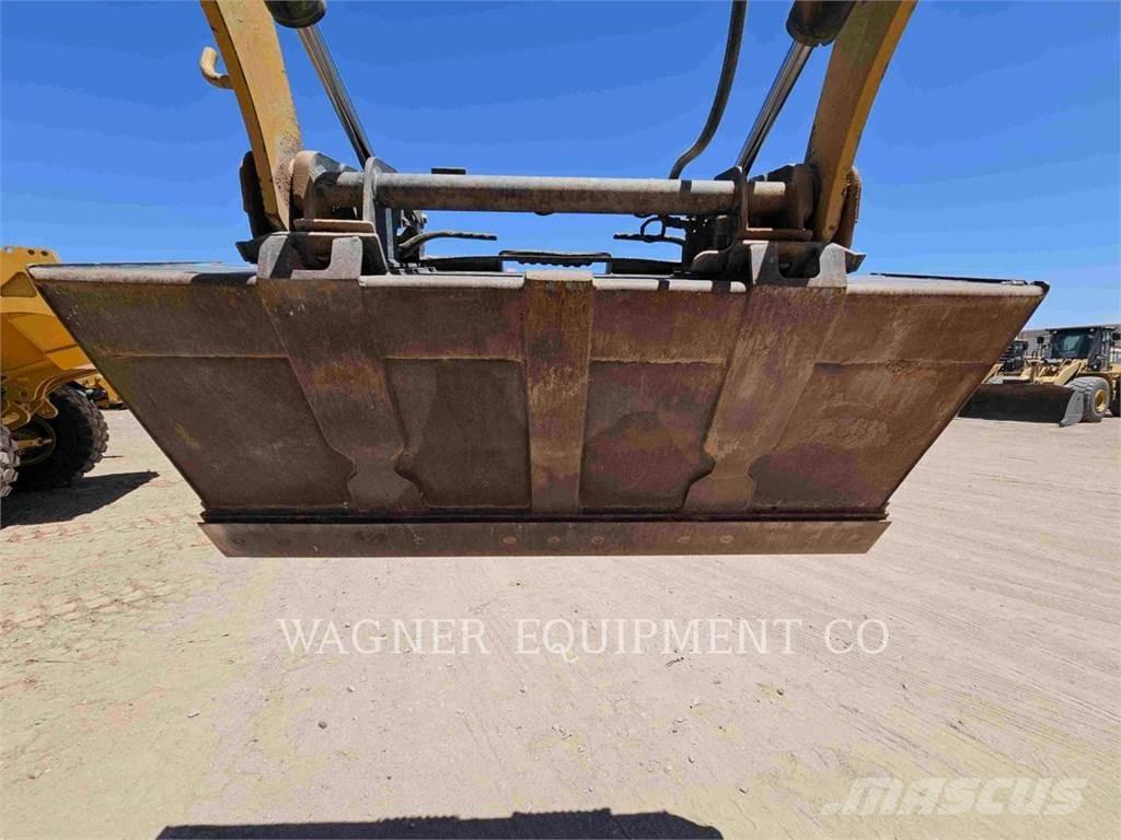 CAT 259D Crawler FEL's