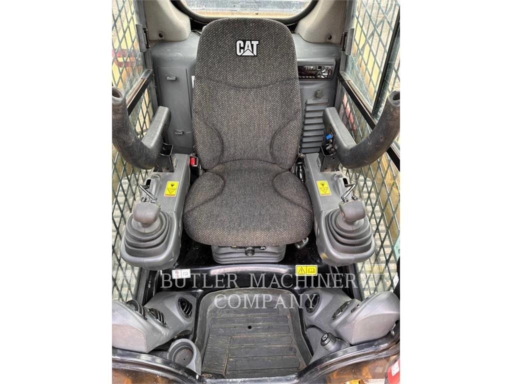 CAT 259D Crawler FEL's