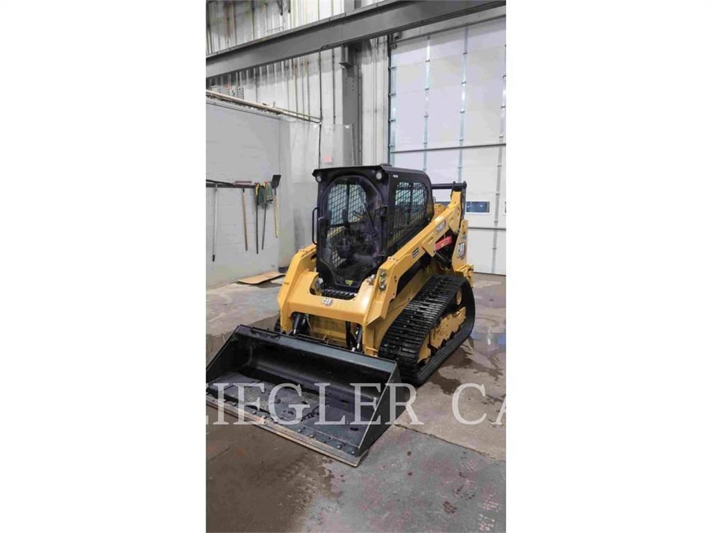 CAT 259D3 Crawler FEL's