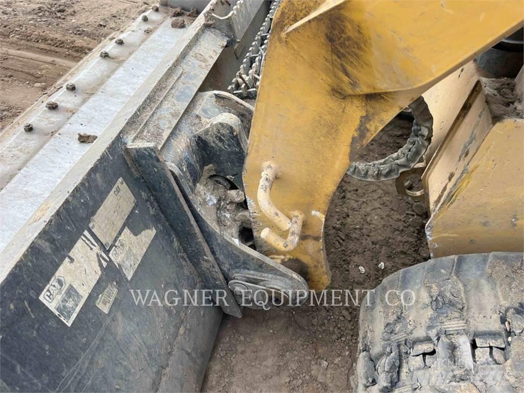 CAT 259D3 Crawler FEL's