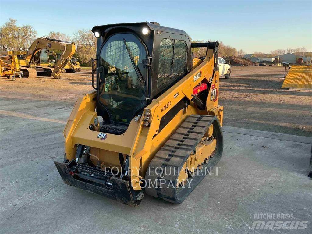 CAT 259D3 Crawler FEL's