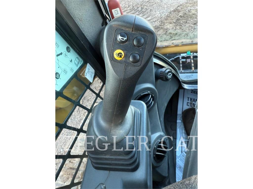 CAT 259D3 Crawler FEL's