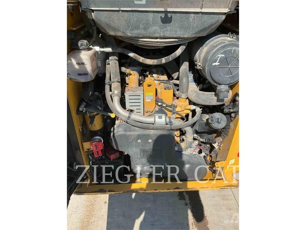 CAT 259D3 Crawler FEL's