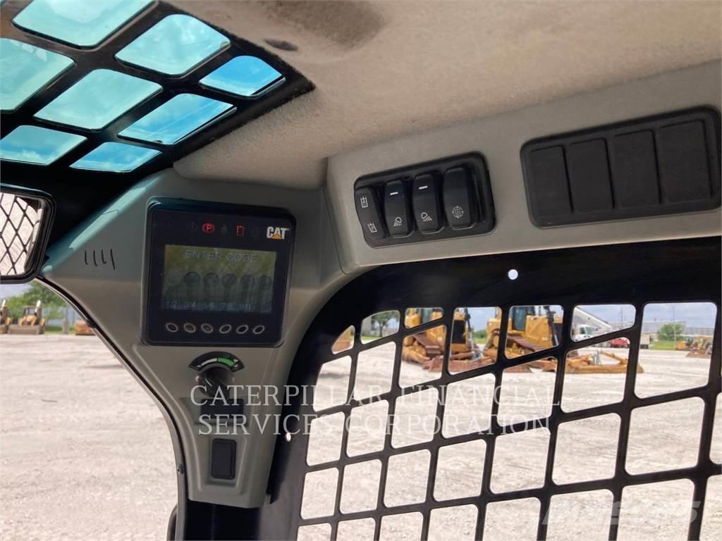 CAT 259D3 Crawler FEL's
