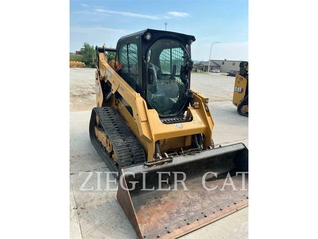 CAT 259D3 Crawler FEL's