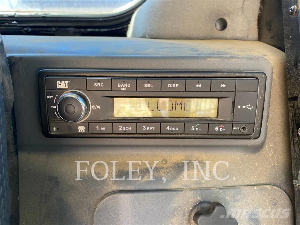 CAT 259D3 Crawler FEL's