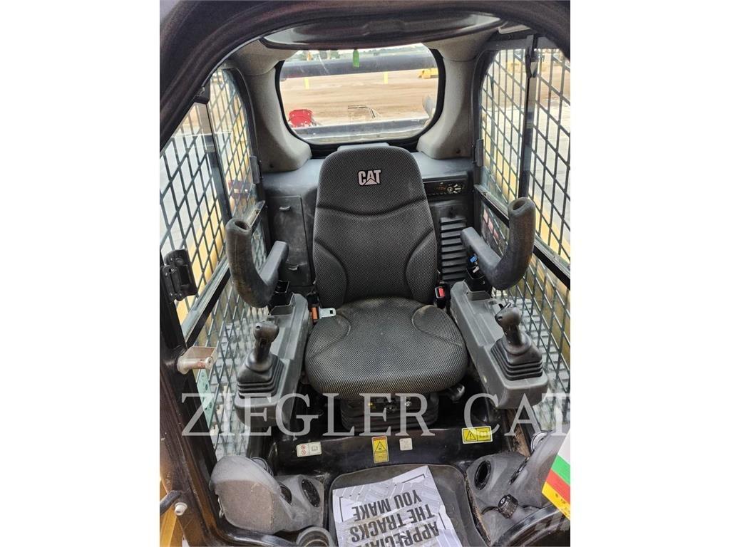 CAT 259D3 Crawler FEL's