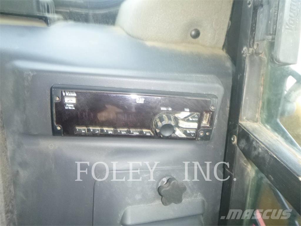 CAT 259D3 Crawler FEL's