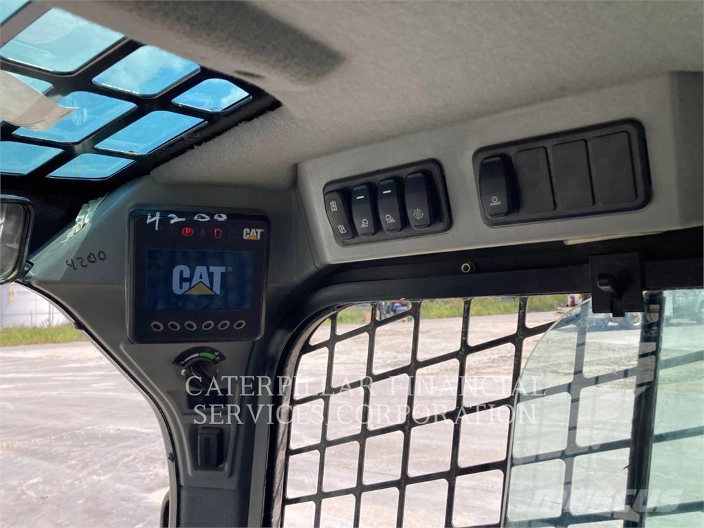 CAT 259D3 Crawler FEL's