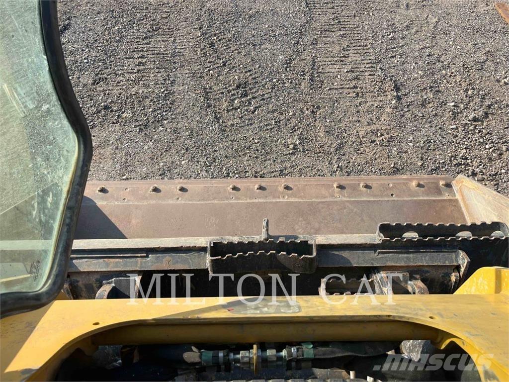 CAT 259D3 Crawler FEL's