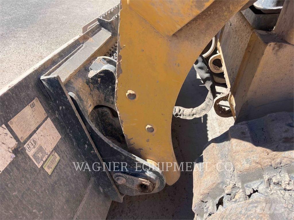 CAT 259D3 Crawler FEL's