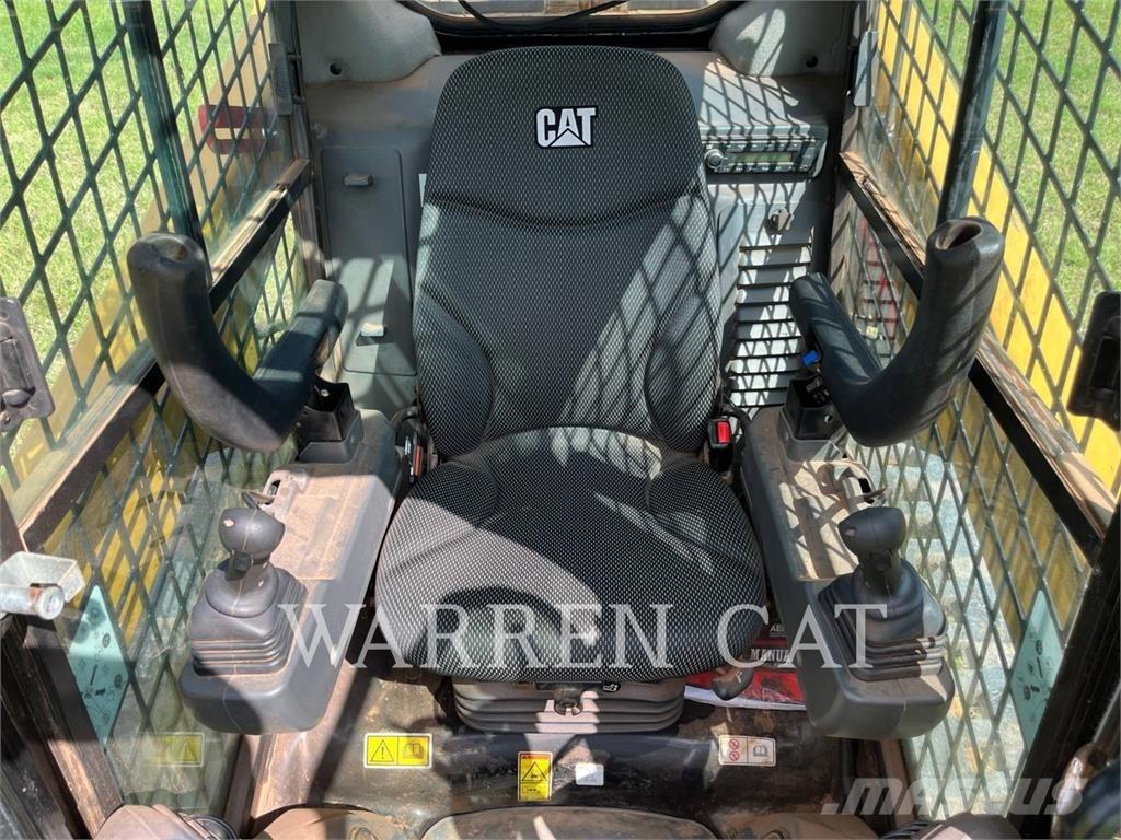CAT 259D3 C3H2 Crawler FEL's
