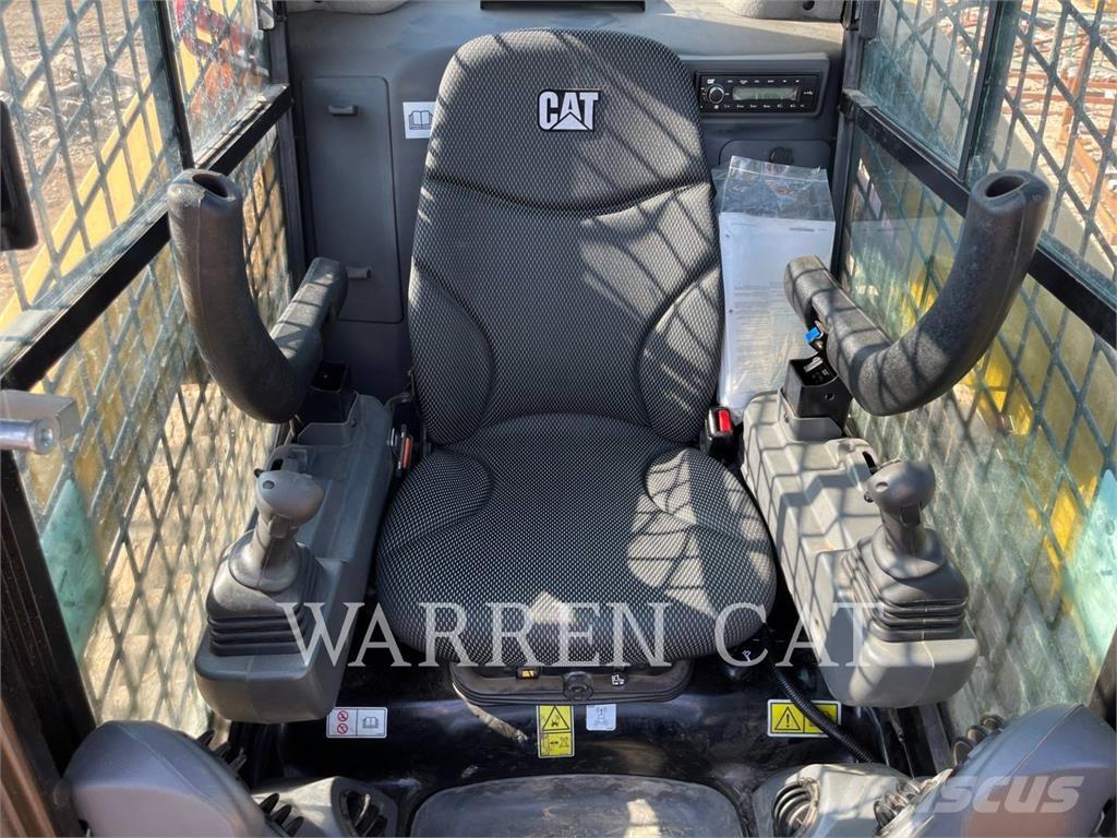 CAT 259D3 C3H2 Crawler FEL's