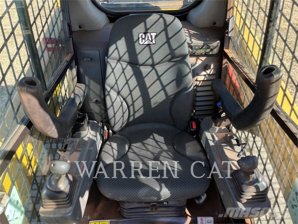 CAT 259D3 C3H2 Crawler FEL's