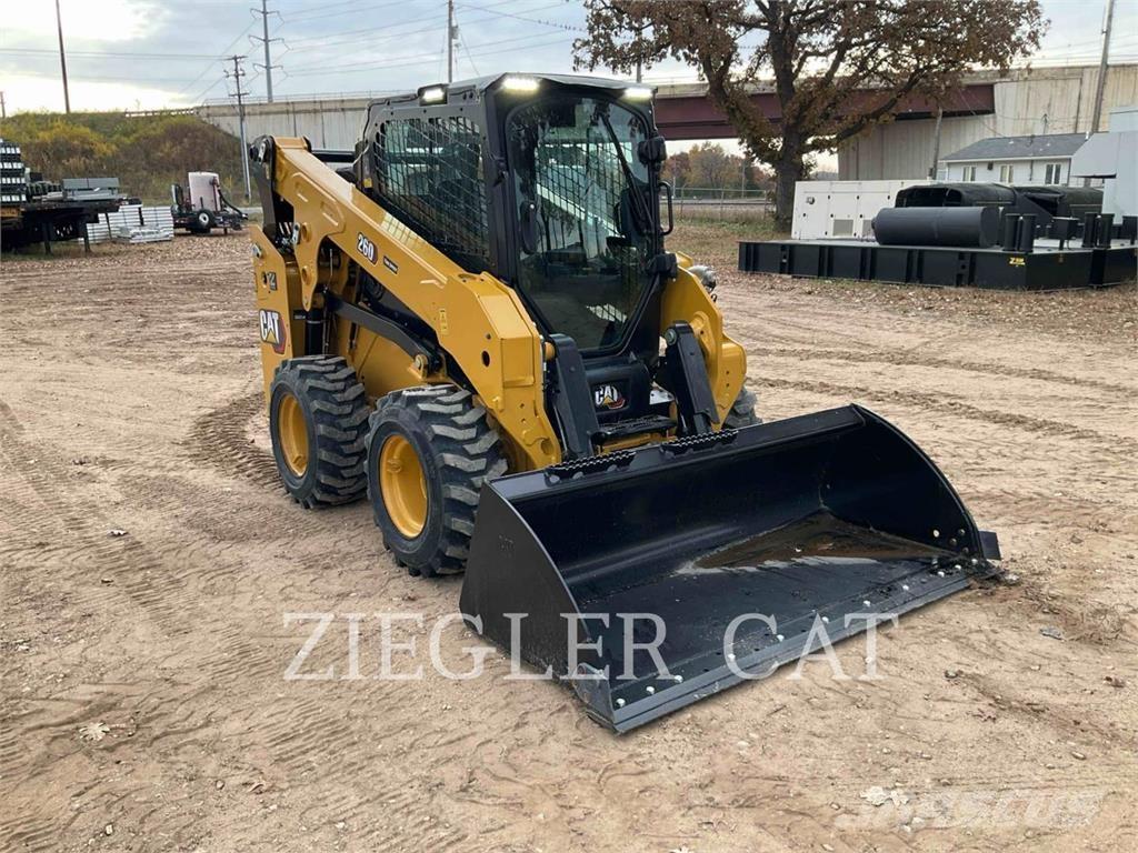 CAT 26005 Skid steer loaders