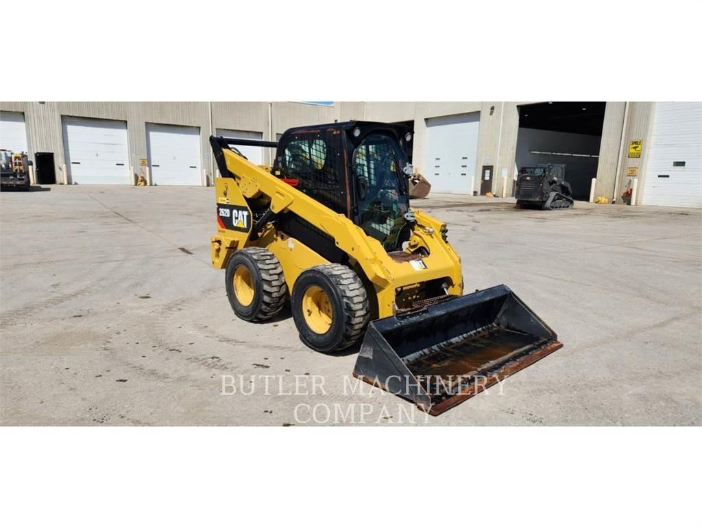 CAT 262D Skid steer loaders