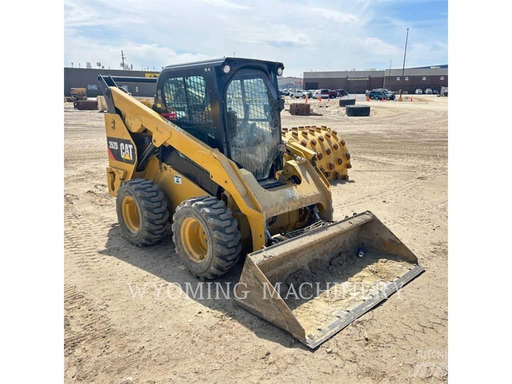 CAT 262D Skid steer loaders