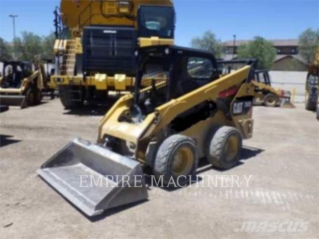 CAT 262D Skid steer loaders