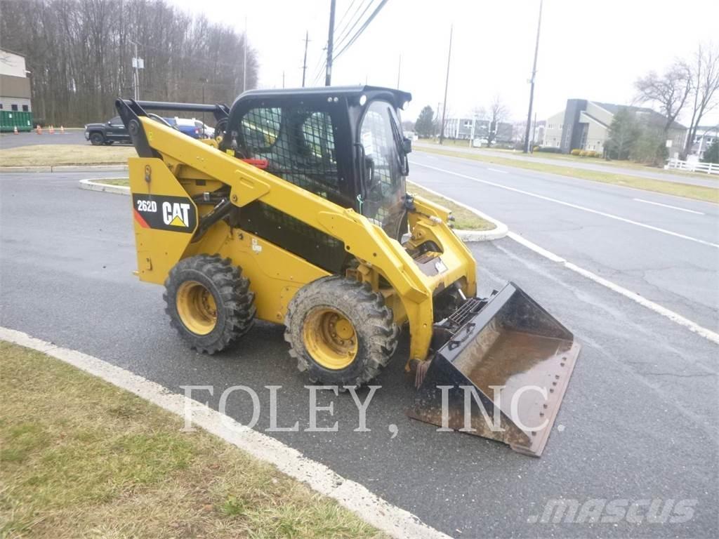 CAT 262D Skid steer loaders