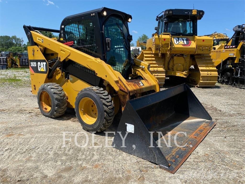 CAT 262D Skid steer loaders