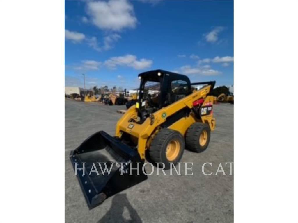CAT 262D Skid steer loaders