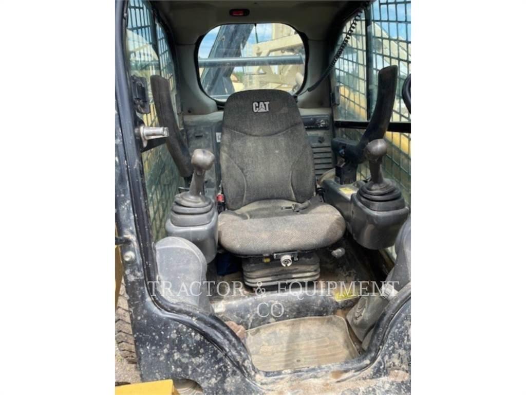CAT 262D H3CB Skid steer loaders