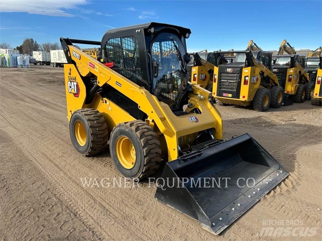 CAT 262D3 Skid steer loaders