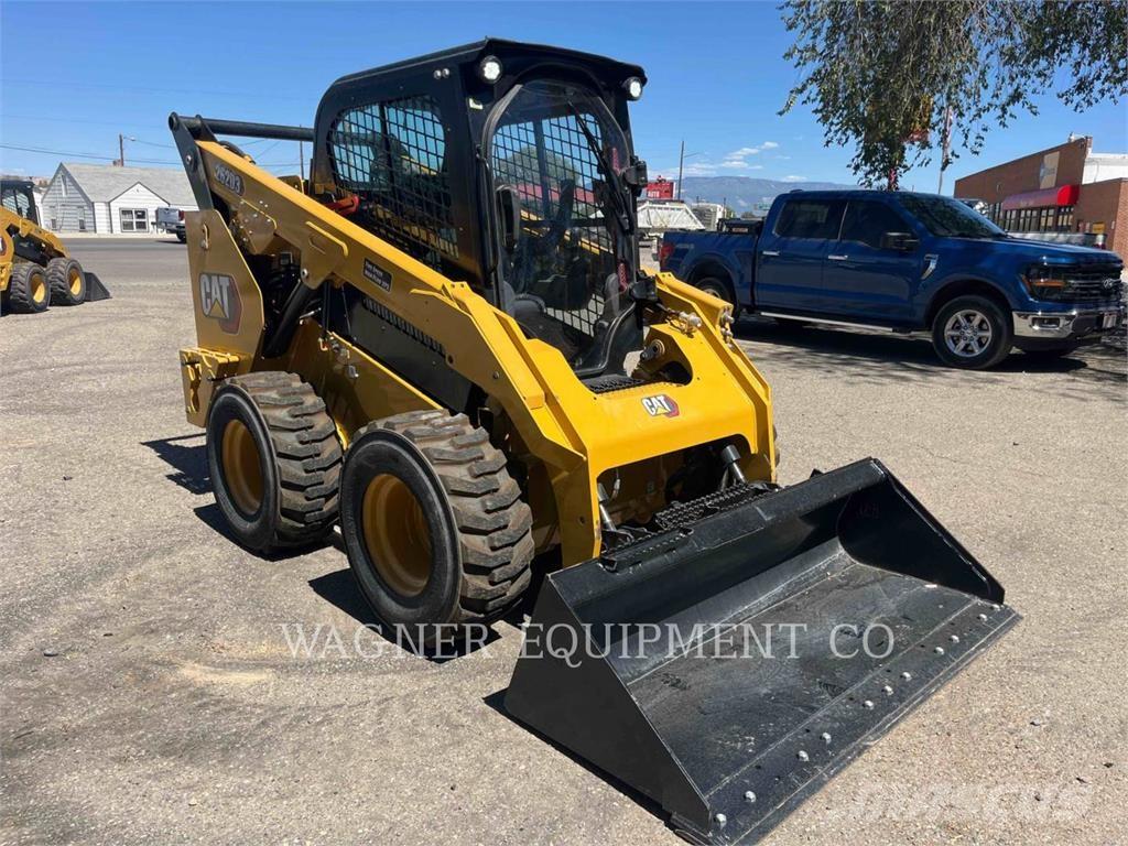 CAT 262D3 Skid steer loaders
