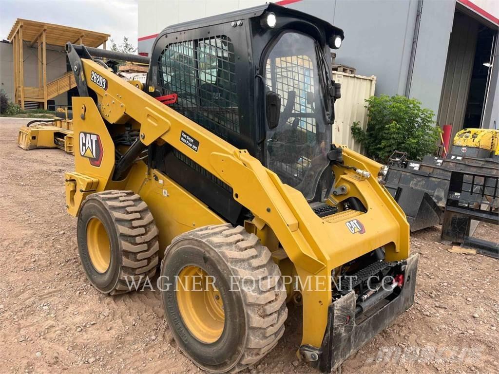 CAT 262D3 Skid steer loaders
