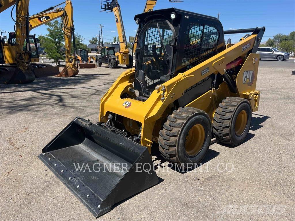 CAT 262D3 Skid steer loaders