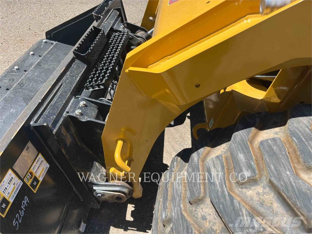 CAT 262D3 Skid steer loaders