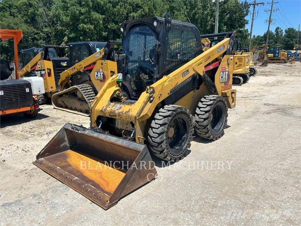 CAT 262D3 Skid steer loaders