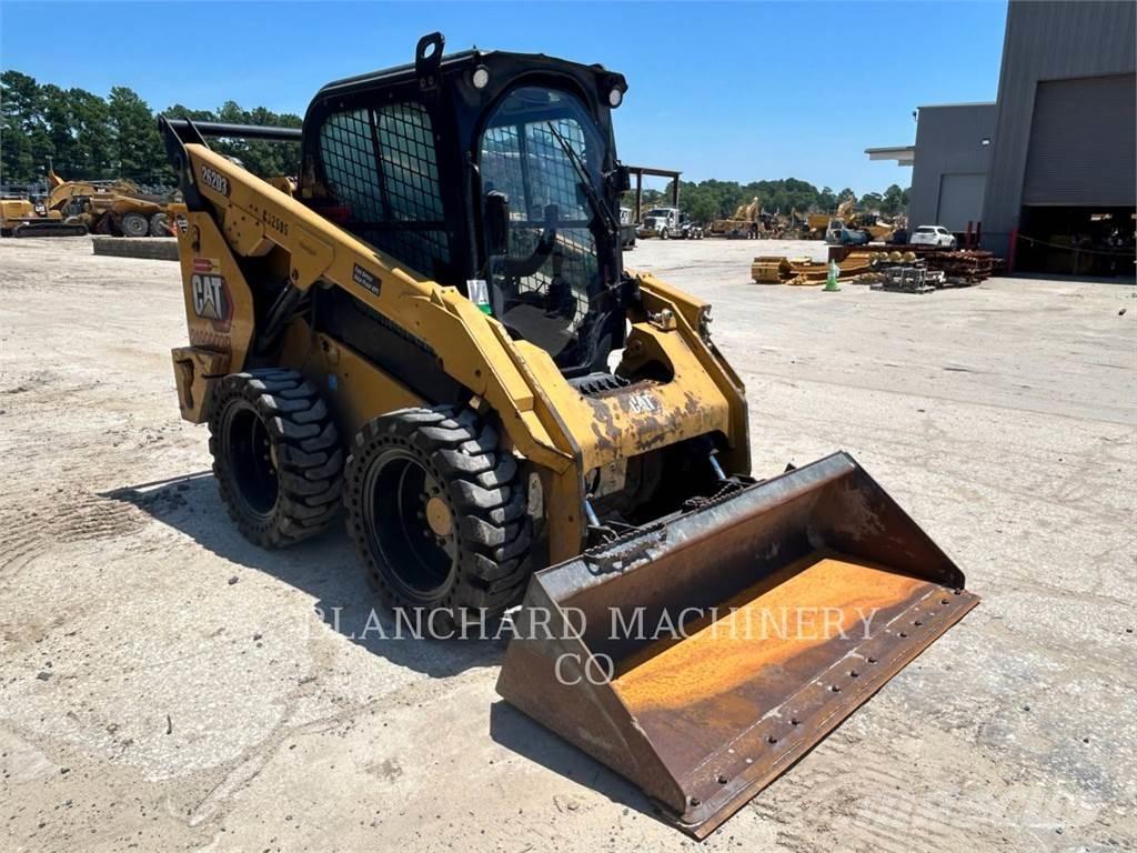 CAT 262D3 Skid steer loaders