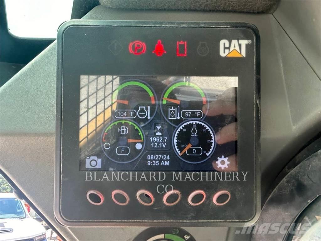 CAT 262D3 Skid steer loaders
