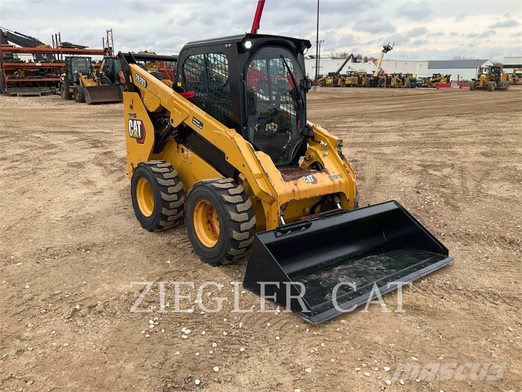 CAT 262D3 Skid steer loaders