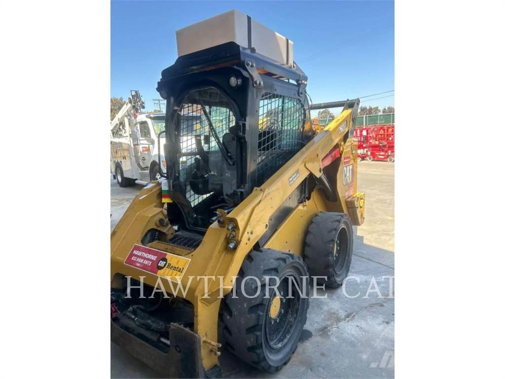 CAT 262D3 H2O Skid steer loaders