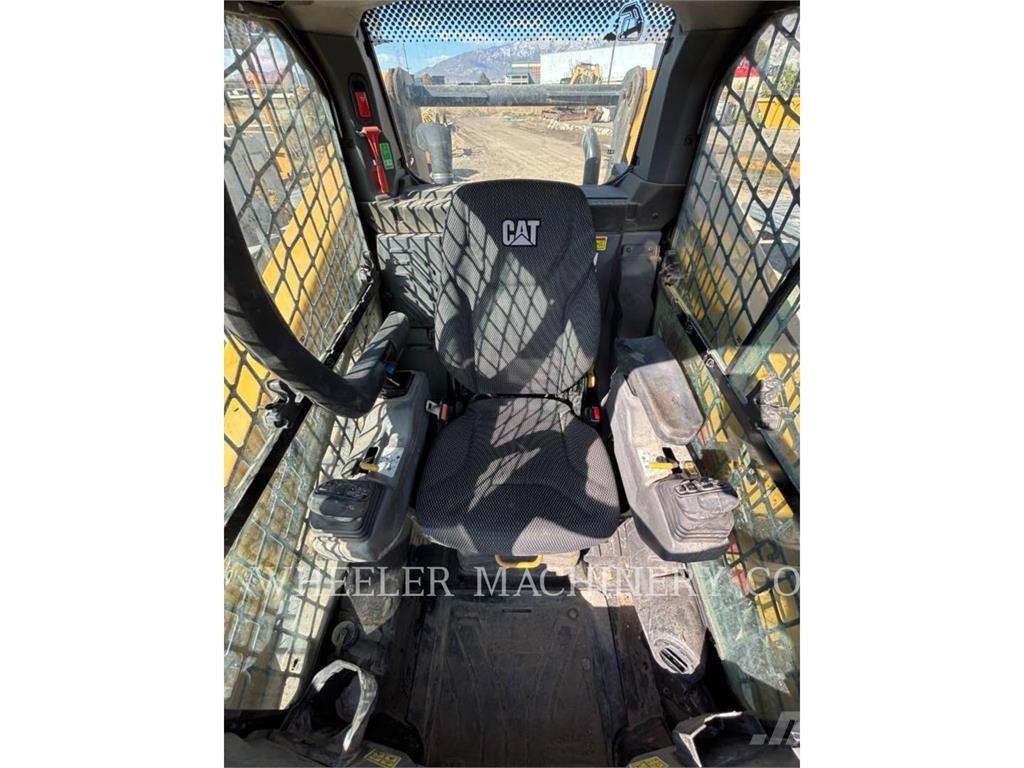 CAT 265 C3H2 Crawler FEL's