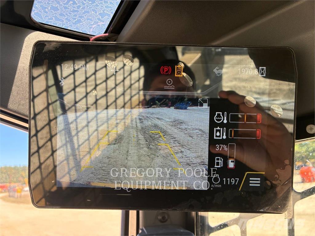 CAT 26505 Crawler FEL's