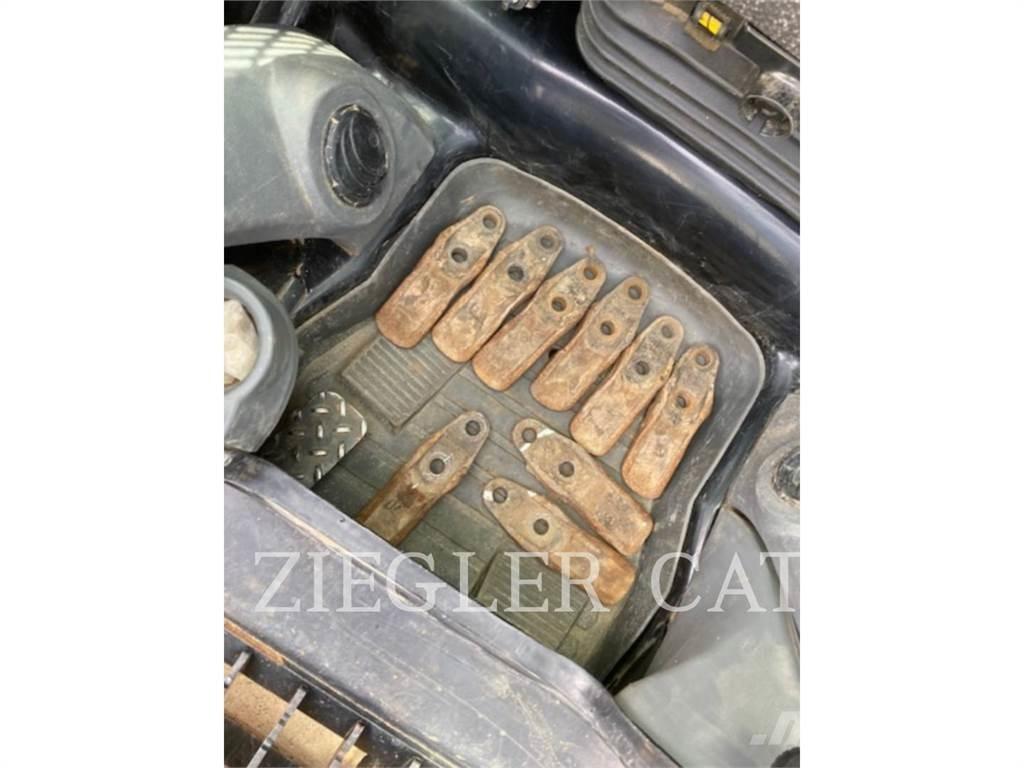 CAT 277D Crawler FEL's