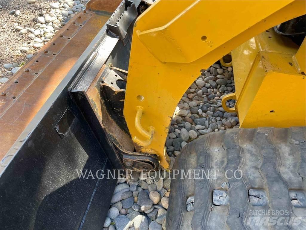 CAT 279D Crawler FEL's