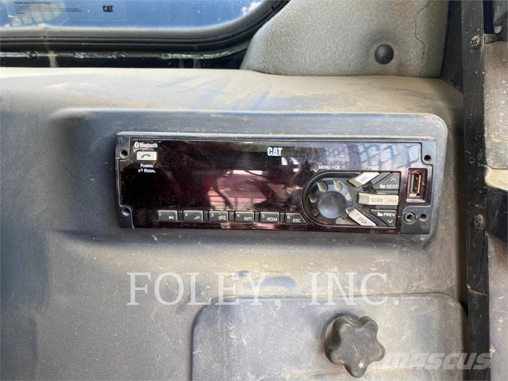 CAT 299D2 Crawler FEL's